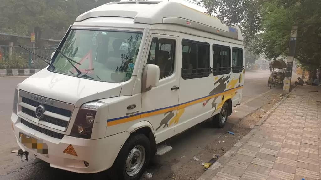 12 seater tempo traveller provided for rent