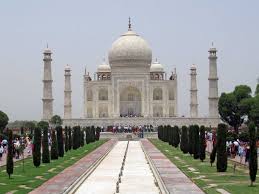 hire tempo traveller to agra